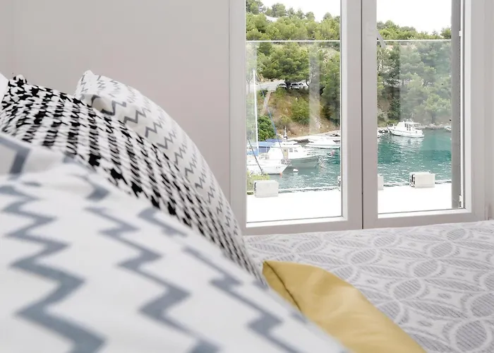 Semesterbostad Seven-bedroom In Zaboric